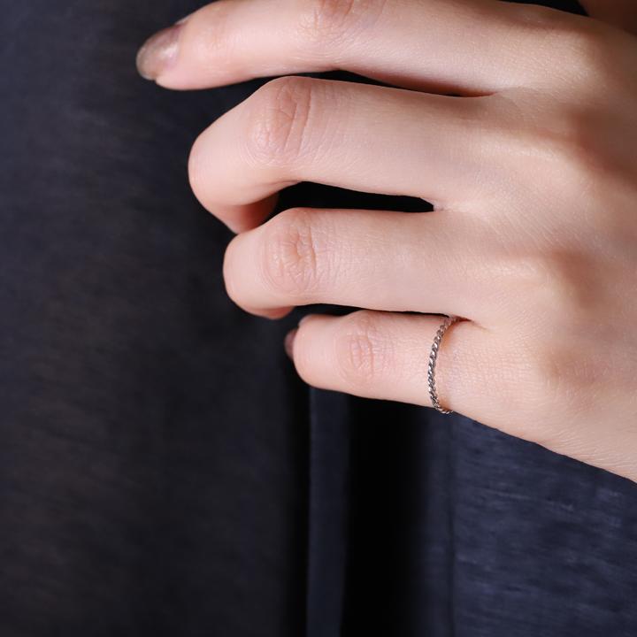 プラチナリング 指輪 プラチナ リング ピンキー ピンキーリング スパイラル ねじれ PT950 pt 指輪 レディース シンプル プラチナ指輪 | DEVAS | 05