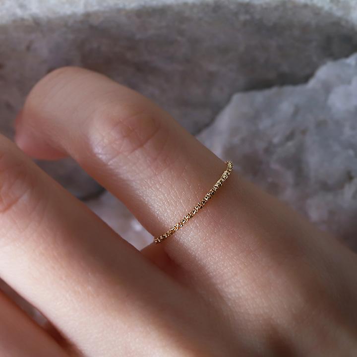 18金 リング k18 ピンキーリング k18リング チェーンリング ベネチアンチェーン 18k 指輪 レディース 18金指輪 18金リング 18kリング シンプル ピンキー | DEVAS | 01