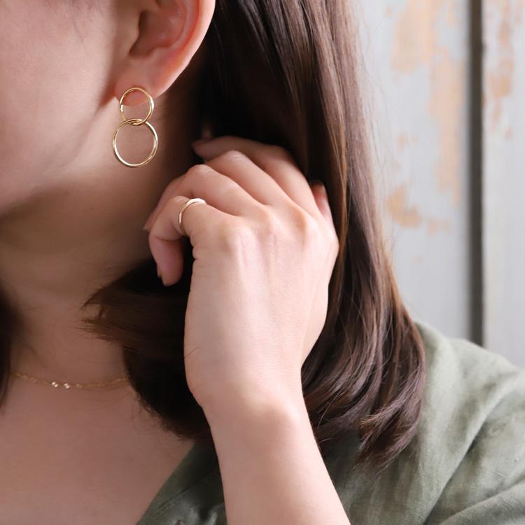 DEVAS 18金 ピアス k18 18金ピアス 18k 揺れる ダブル サークル