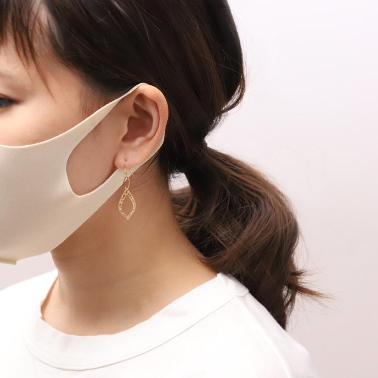 18金 ピアス k18 18金ピアス 18k フックピアス 揺れる 透かし リーフ シンプル k18ピアス レディース ピアス18金の画像