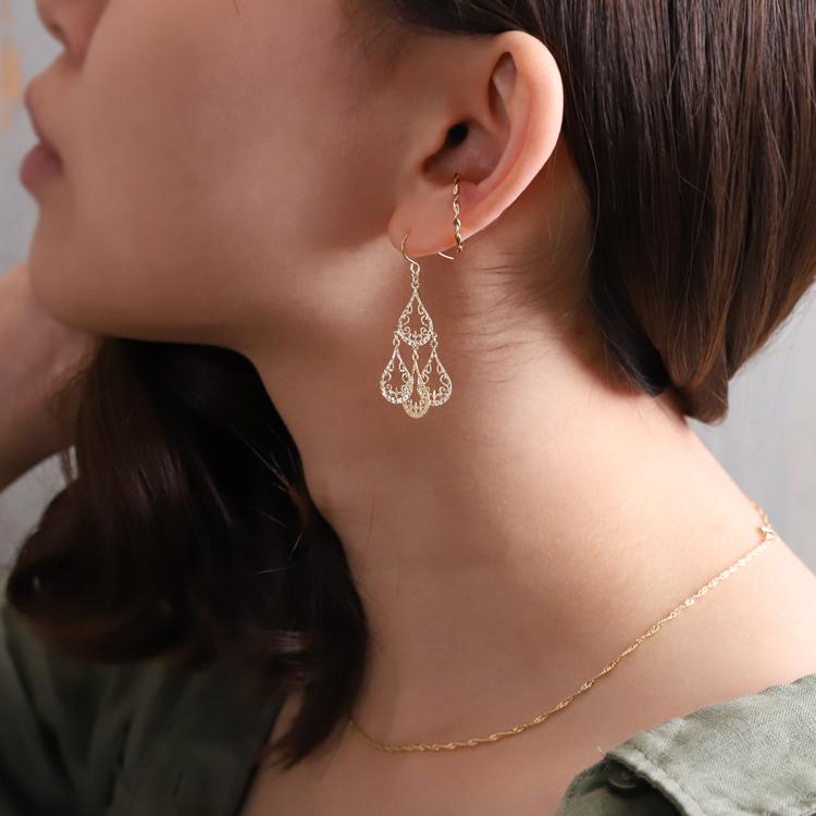 18金 ピアス k18 18金ピアス 18k フックピアス 揺れる 雫 フック 透かし リーフ シンプル k18ピアス レディース | DEVAS | 12
