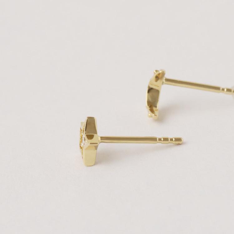 18金 ピアス k18 18金ピアス 18k 星 月  スター ハーフムーン ダイヤモンド シンプル k18ピアス レディース ピアス18金 | DEVAS | 10