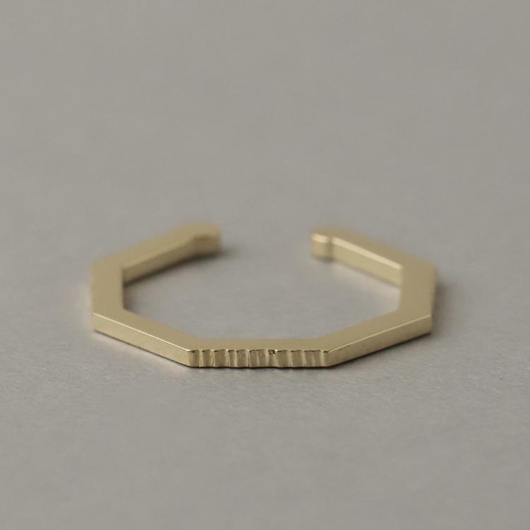 イヤーカフ 10金 イヤカフ k10 10k レディース ノンホール ピアス  八角形 オクタゴン ノンホールピアス 【在庫限り】 | DEVAS | 01