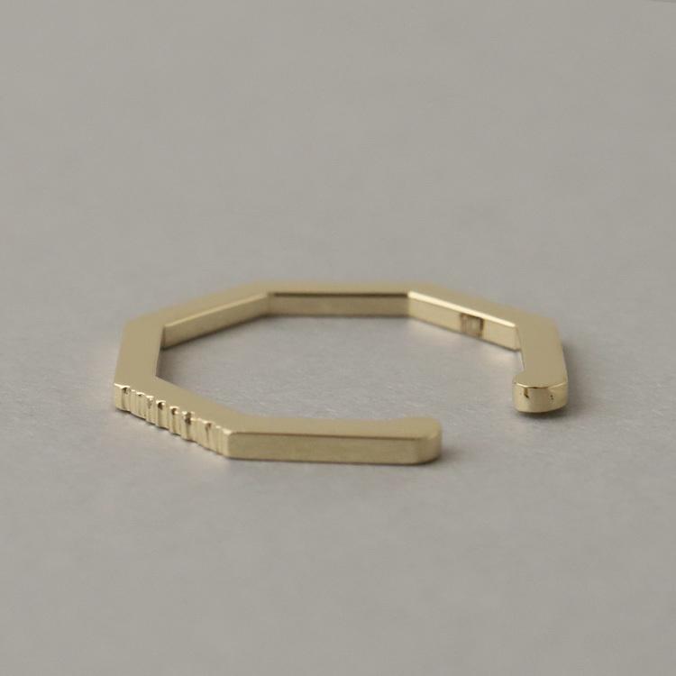 イヤーカフ 10金 イヤカフ k10 10k レディース ノンホール ピアス  八角形 オクタゴン ノンホールピアス 【在庫限り】 | DEVAS | 03