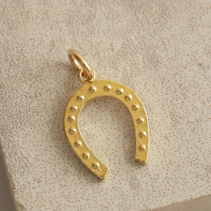 ペンダントトップ 18金 k18 18金ネックレス ペンダント レディース 馬蹄 ホースシュー ミル打ち 18k ネックレス トップ | DEVAS | 01