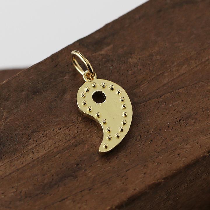 ペンダントトップ 18金 k18 18金ネックレス ペンダント レディース メンズ 勾玉 お守り 18k ネックレス トップ | DEVAS | 01