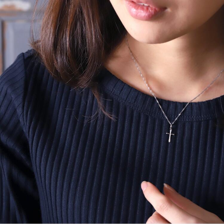 ペンダントトップ プラチナ ネックレス トップ ペンダント レディース PT950 クロス 十字架 クロスペンダントの画像