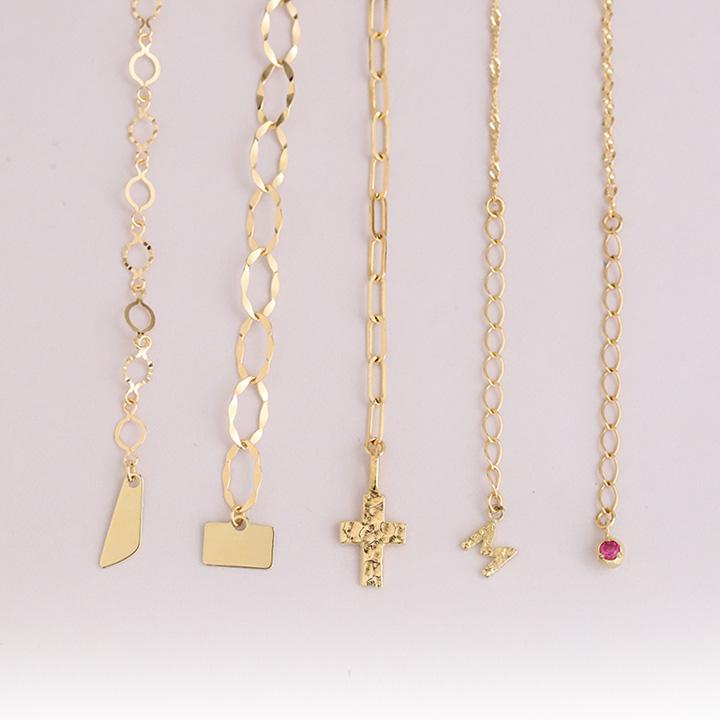 【単品購入不可】【オプション 選べるチャーム】【別注生産】 ゴールド ブレスレット カスタマイズ チャーム レディース 18k 18金 イニシャル クロス  天然石 | DEVAS | 16