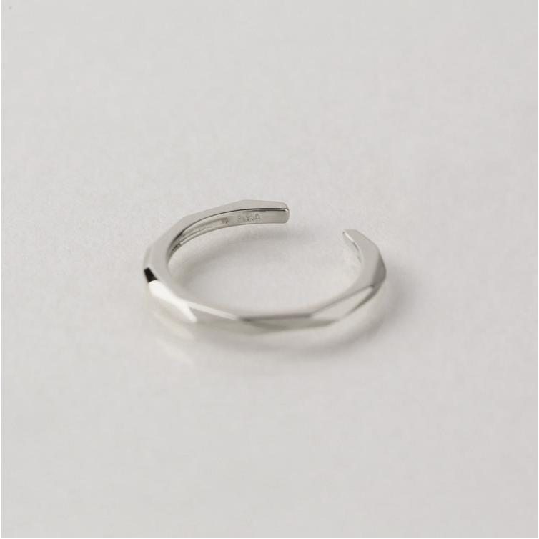 プラチナイヤーカフ プラチナ イヤカフ カット デザイン レディース ノンホール ピアス Pt950 ぷらちな 片耳 ノンホールピアス シンプル 小さめ つけっぱなし | DEVAS | 07