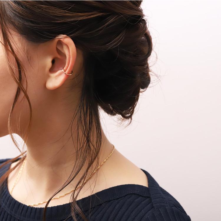 イヤーカフ 18金 イヤカフ k18 18k レディース ピンクゴールド ノンホール ピアス 凸凹 槌目 18 金 ノンホールピアス シンプル 小さめ つけっぱなし 片耳 | DEVAS | 02
