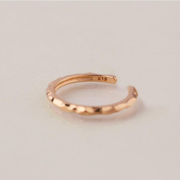 イヤーカフ 18金 イヤカフ k18 18k レディース ピンクゴールド ノンホール ピアス 凸凹 槌目 18 金 ノンホールピアス シンプル 小さめ つけっぱなし 片耳 | DEVAS | 07