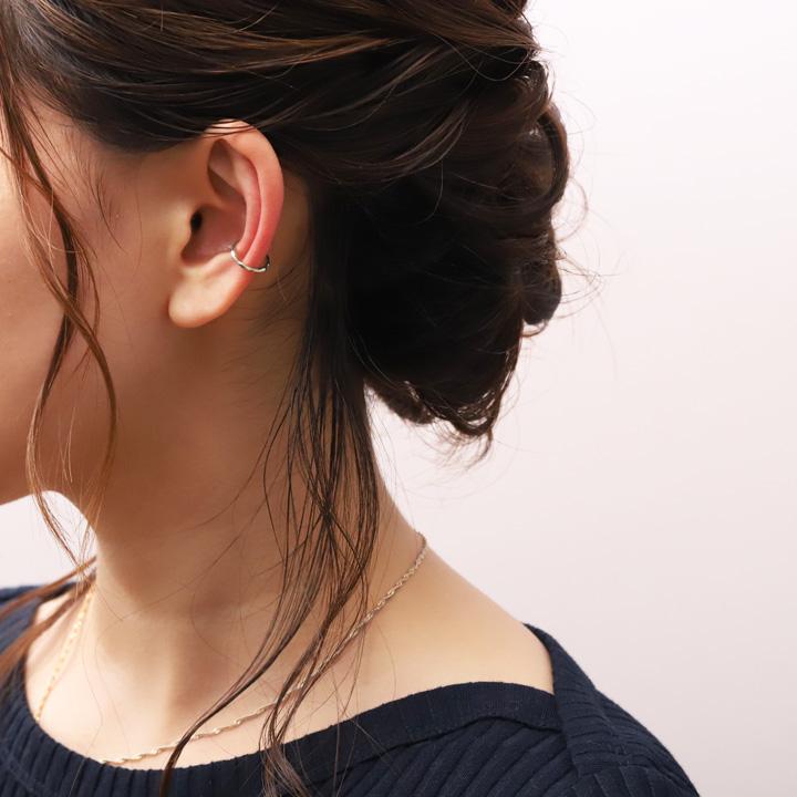 プラチナイヤーカフ プラチナ イヤカフ 凸凹 槌目 レディース ノンホール ピアス Pt950 片耳 ノンホールピアス | DEVAS | 02