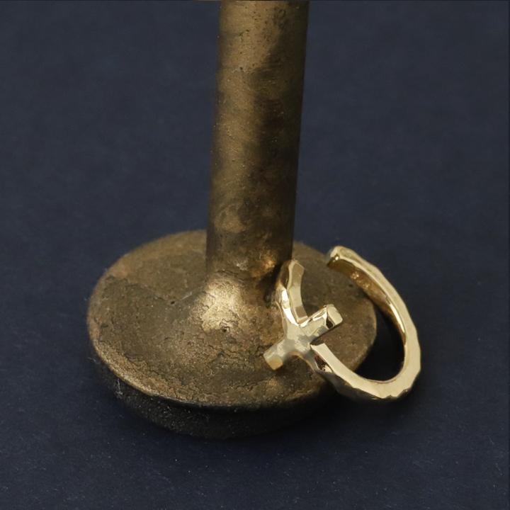 イヤーカフ 18金 イヤカフ k18 18k レディース ノンホール ピアス クロス 十字架 18 金 ノンホールピアス シンプル ゴールド 小さめ つけっぱなし 片耳 | DEVAS | 06