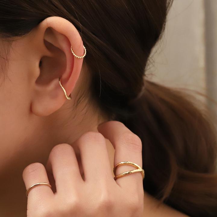 イヤーカフ 18金 イヤカフ k18 18k レディース ノンホール ピアス ツイスト ひねり 18 金 ノンホールピアス シンプル ゴールド 小さめ つけっぱなし 片耳 | DEVAS | 10