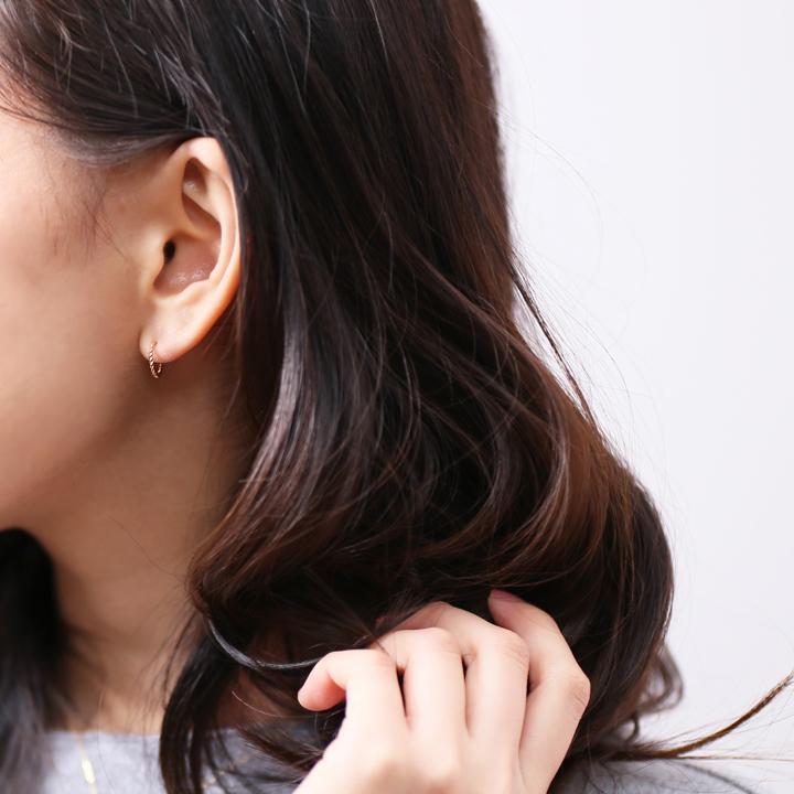 イヤーカフ 18金 イヤカフ k18 18k レディース ピンクゴールド ノンホール ピアス ツイスト ひねり 18 金 ノンホールピアス シンプル 小さめ つけっぱなし 片耳 | DEVAS | 08
