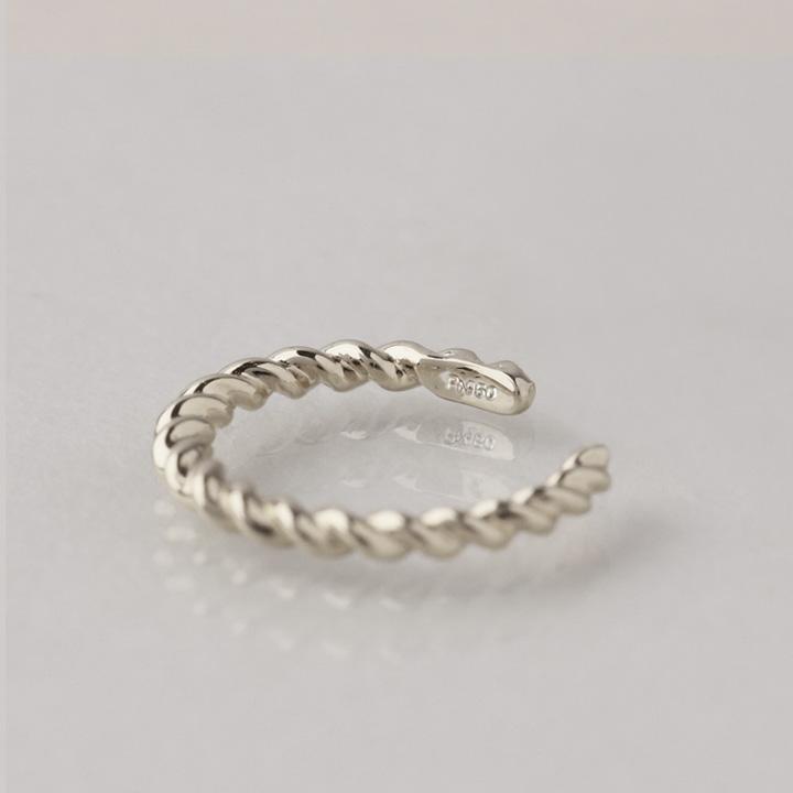 プラチナイヤーカフ プラチナ イヤカフ ツイスト ひねり レディース ノンホール ピアス Pt950 片耳 ノンホールピアス | DEVAS | 06