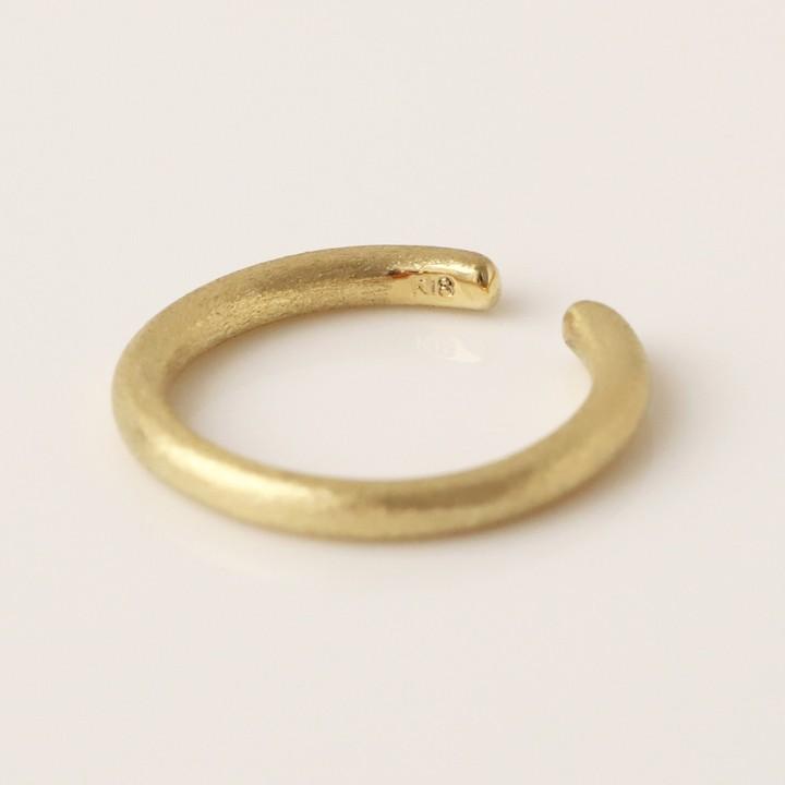 【土日限定2000円OFFクーポン有】 イヤーカフ 18金 イヤカフ k18 18k レディース ノンホール ピアス シルク マット ノンホールピアス 指輪 リング 片耳 | DEVAS | 02