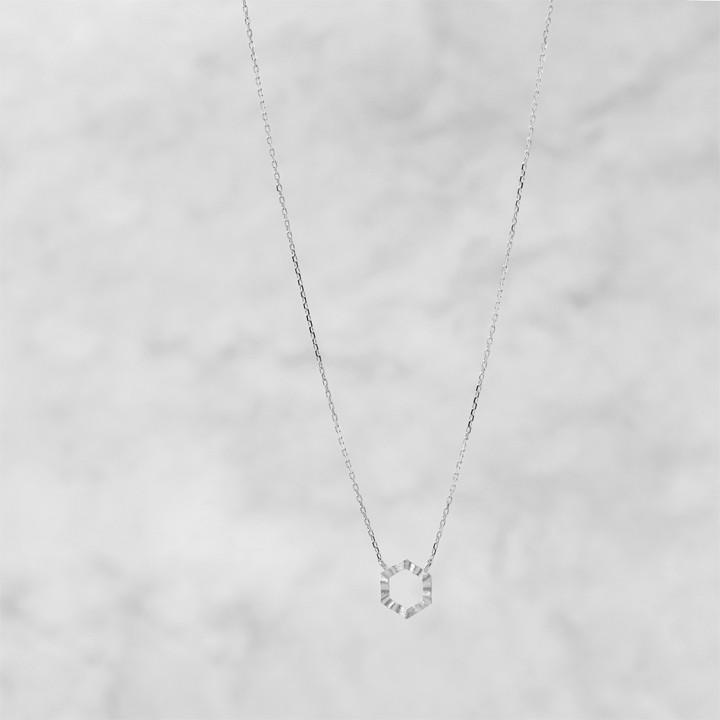 プラチナ ネックレス レディース プラチナネックレス PT950 六角形 ヘキサゴン 波目 シンプル あずきチェーン 華奢 細い 39cm 40cm 45cm ネックレスレディース | DEVAS | 02