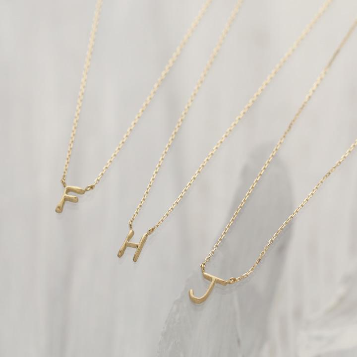 【土日限定2000円OFFクーポン有】 18金ネックレス k18 ネックレス 18金 レディース イニシャル アルファベット シルク 18k あずきチェーン 小豆 | DEVAS | 08