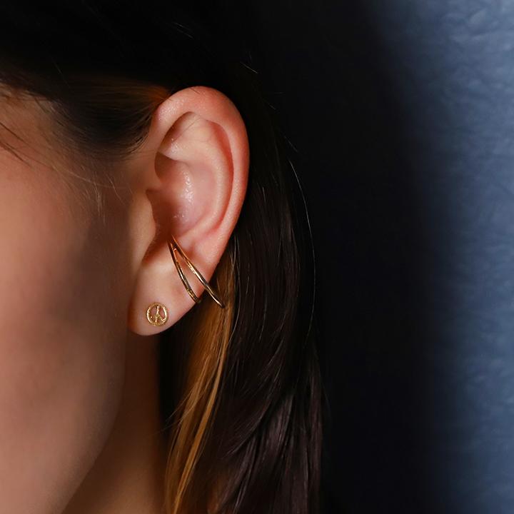 DEVAS 18金 ピアス k18 18金ピアス 18k ピースマーク シンプル k18