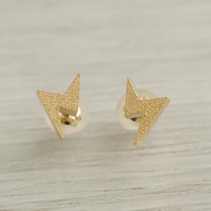 【土日限定2000円OFFクーポン有】 18金 ピアス k18 18金ピアス 18k ハート スター 稲妻 クロス スタッズ k18ピアス レディース ピアス18金 18kピアス | DEVAS | 08