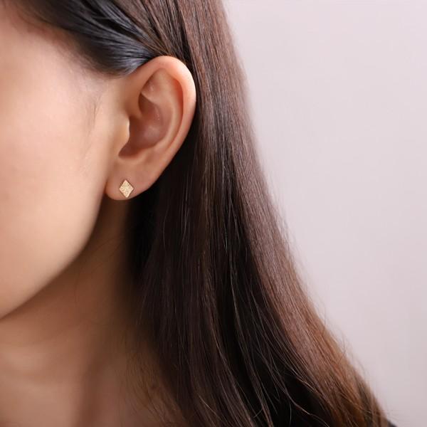 【土日限定2000円OFFクーポン有】 18金 ピアス k18 18金ピアス 18k ひし形 スタッド k18ピアス レディース ピアス18金 18kピアス 両耳 セット | DEVAS | 04