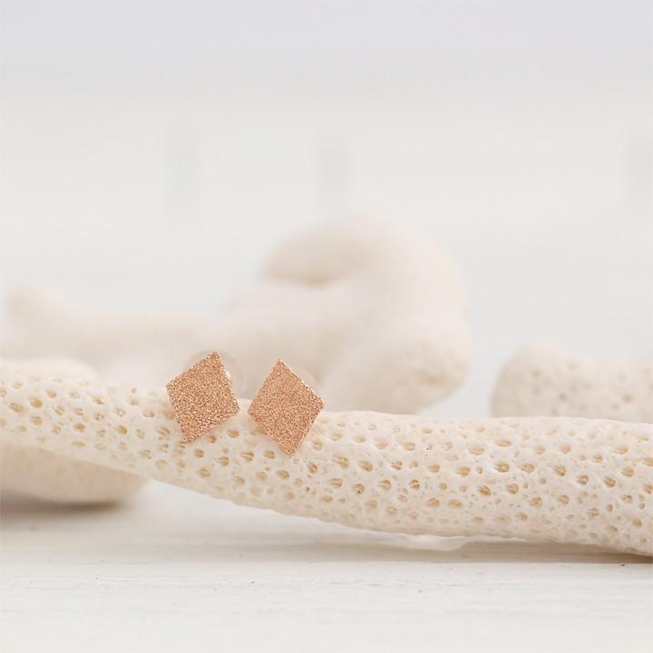 【土日限定1500円OFFクーポン有】  18金 ピアス k18 ピンクゴールド 18金ピアス 18k ひし形 ローンバス k18ピアス レディース ピアス18金 両耳 セット | DEVAS | 04