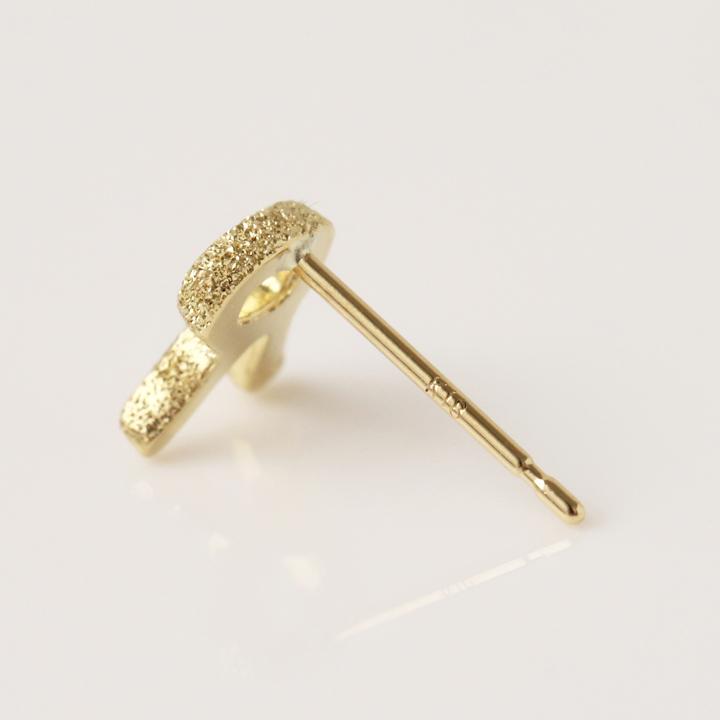18金 ピアス k18 18金ピアス 18k イニシャル シンプル k18ピアス レディース ピアス18金 ピンクゴールド 地金 ゴールド 18kピアス つけっぱなし 18 金 片耳用 | DEVAS | 03