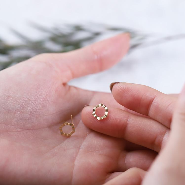 【土日限定1500円OFFクーポン有】 18金 ピアス k18 18金ピアス 18k ピンクゴールド プラチナ PT950 六角形 スタッズ k18ピアス レディース ピアス18金 | DEVAS | 09