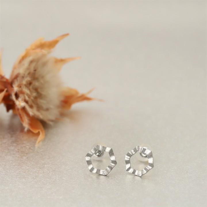 プラチナピアス ピアス プラチナ レディース 六角形 プラチナ950 ピアスプラチナ PT シンプル おしゃれ 地金 華奢 シンプルピアス 小さめ 小さい 両耳 セット | DEVAS | 01