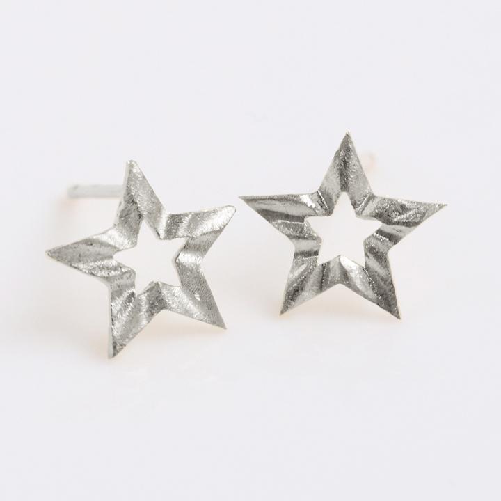 プラチナピアス ピアス プラチナ レディース スター 星 スタッズ プラチナ950 ピアスプラチナ PT シンプル おしゃれ ハート 地金 小さめ 小さい 華奢 両耳 | DEVAS | 03