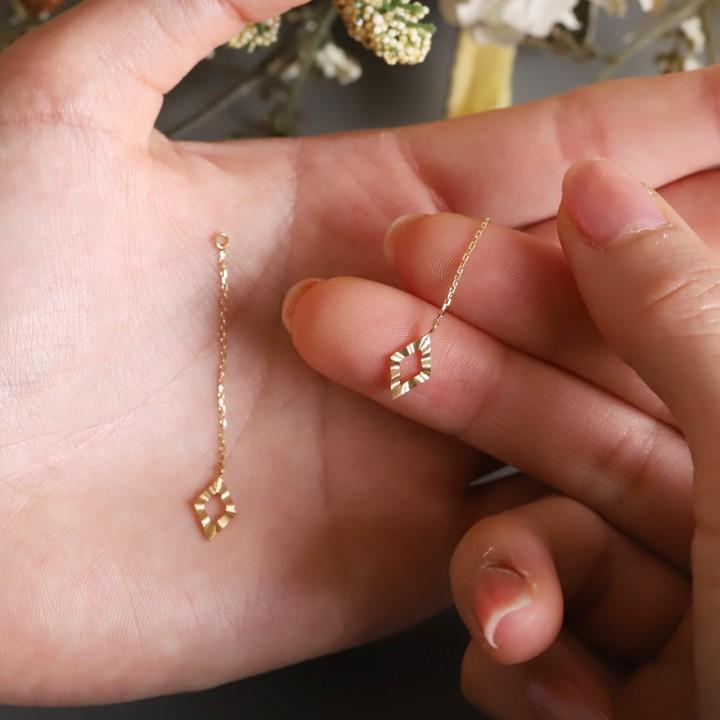 18金 ピアス 18k 18金ピアス レディース シンプル スター ハート トライアングル ピアスチャーム シルク ゴールド 金ピアス k18 金属アレルギー対応 揺れる | DEVAS | 10