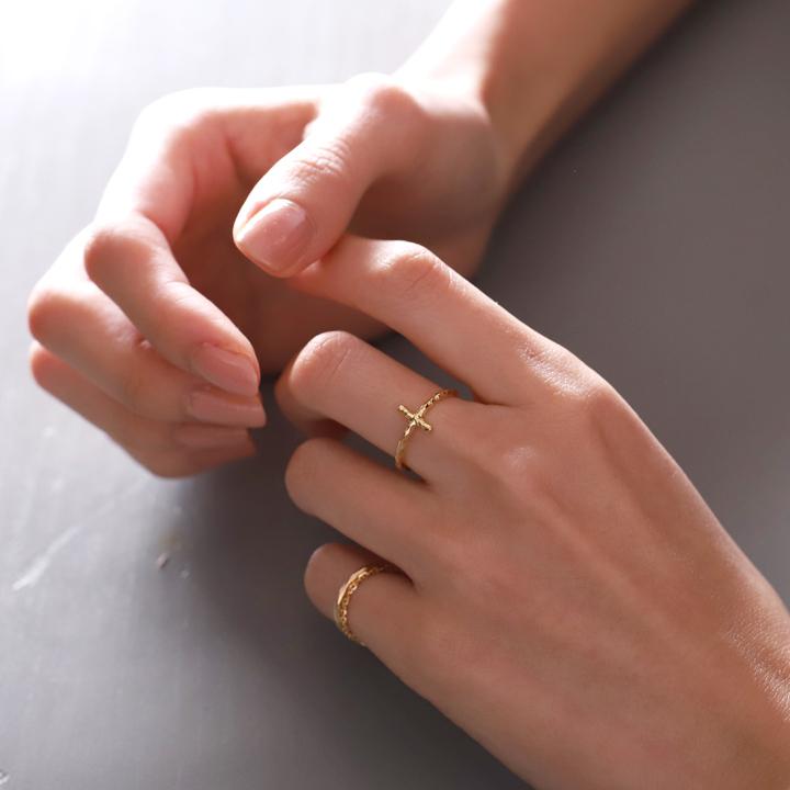 【土日限定2000円OFFクーポン有】 18金 リング k18 k18リング クロス 凸凹 ピンクゴールド 18k 指輪 レディース 18金指輪 18金リング シンプル 刻印 | DEVAS | 09