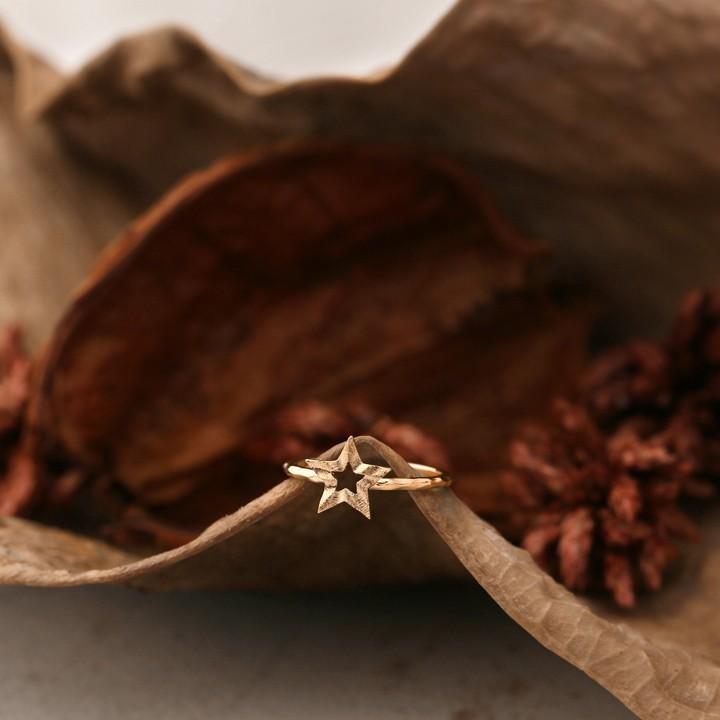 【土日限定2500円OFFクーポン有】  18金 リング k18 ピンキーリング ピンクゴールド 指輪 k18リング スター 18k レディース 18金指輪 18金リング | DEVAS | 01