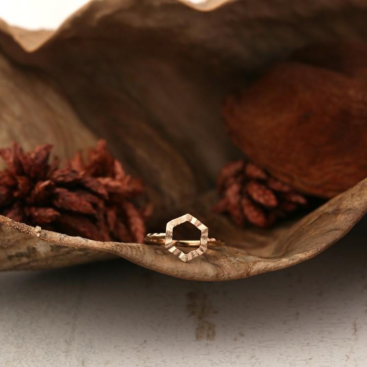 【土日限定2000円OFFクーポン有】 18金 リング k18 ピンキーリング ピンクゴールド 指輪 k18リング 六角形 18k レディース 18金指輪 18金リング | DEVAS | 01
