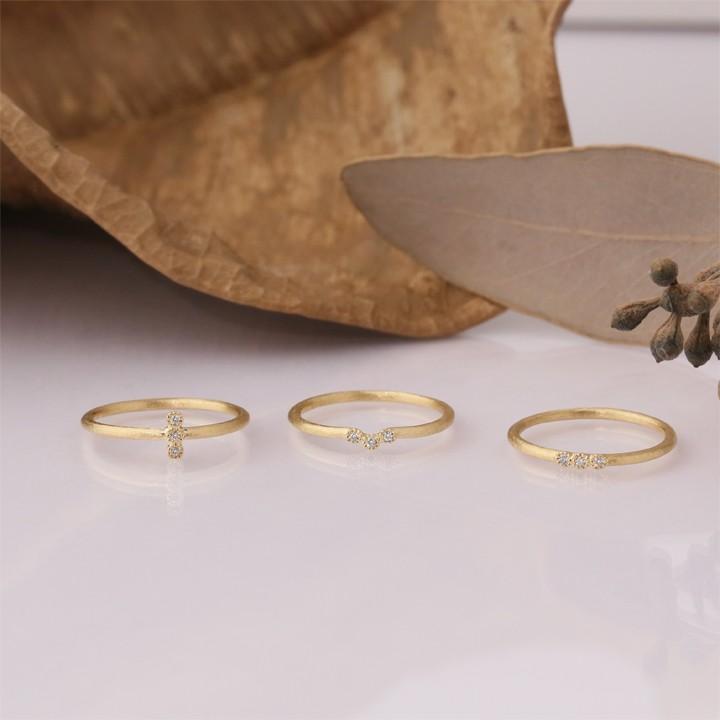 【土日限定2000円OFFクーポン有】 18金 リング k18 ピンキーリング k18リング 3石 ダイヤモンド 18k 指輪 レディース 18金指輪 18金リング ピンキー | DEVAS | 11