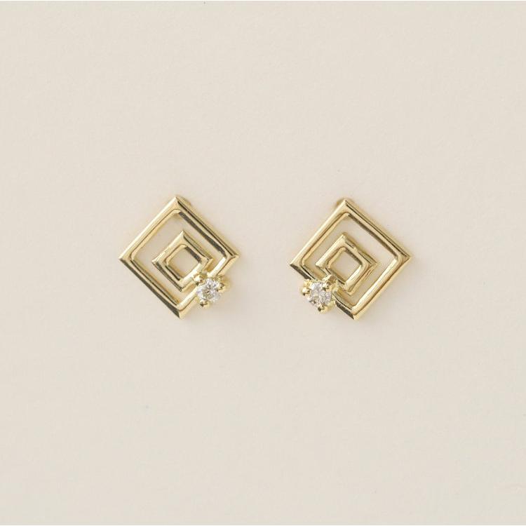 【土日限定1500円OFFクーポン有】 18金 ピアス k18 18金ピアス 18k トライアングル ダイヤモンド k18ピアス レディース ピアス18金 両耳【在庫限り】 | DEVAS | 02