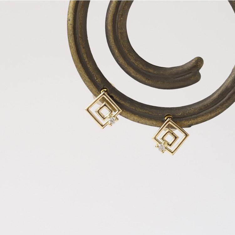 【土日限定1500円OFFクーポン有】 18金 ピアス k18 18金ピアス 18k トライアングル ダイヤモンド k18ピアス レディース ピアス18金 両耳【在庫限り】 | DEVAS | 07