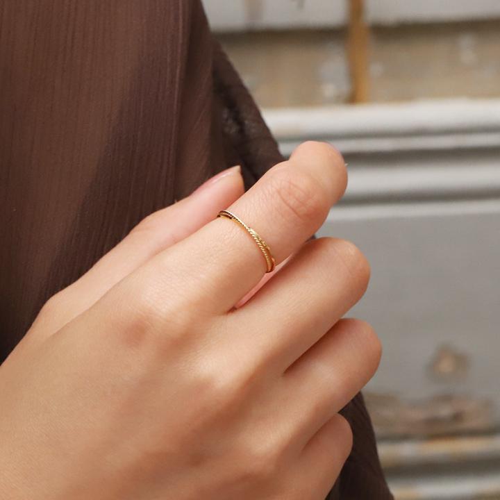 18金 リング k18 ピンキーリング k18リング 2連 ひねり 18k 指輪 レディース 18金指輪 18金リング 18kリング シンプル ピンキー ゴールド 本物 地金 華奢 細い | DEVAS | 09