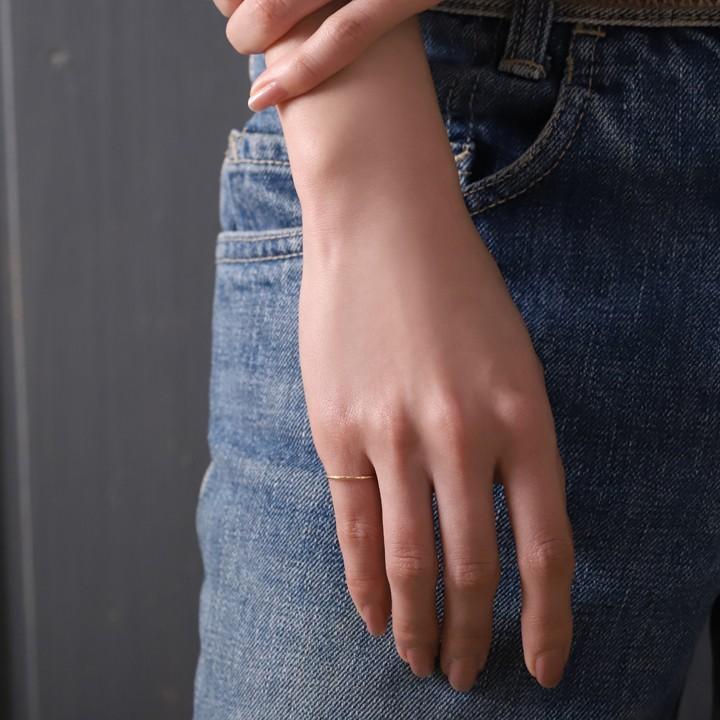 【2/4 値上げ対象】 18金 リング k18 ピンキーリング k18リング アンイーブン 槌目 18k 指輪 レディース 18金指輪 18金リング ピンキー | DEVAS | 09