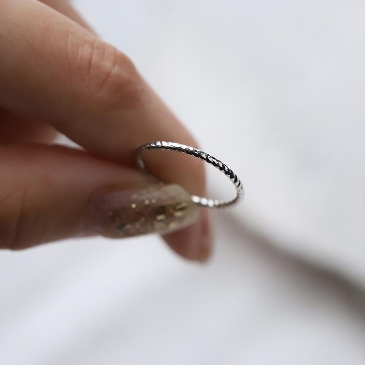 プラチナリング 指輪 プラチナ リング スパイラル カット pt900 pt 指輪 レディース プラチナ指輪 シンプル 本物 地金 華奢 細い つけっぱなし 普段使い | DEVAS | 09