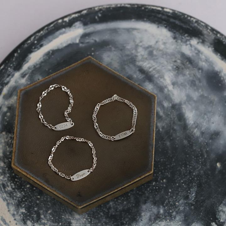 プラチナリング 指輪 プラチナ リング ピンキー ピンキーリング 刻印 チェーンリング 名入れ pt850 pt 指輪 レディース シンプル プラチナ指輪 地金 華奢 細い | DEVAS | 01