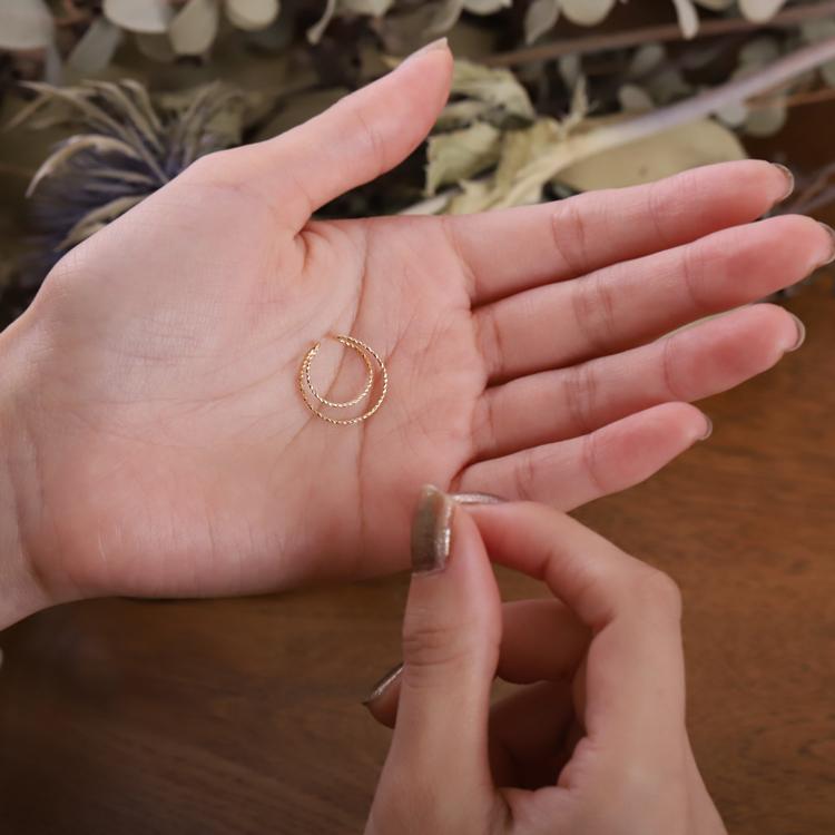 イヤーカフ 18金 イヤカフ k18 18k レディース ノンホール ピアス 2連 ダブル 重ね付け 18 金 ノンホールピアス シンプル ゴールド つけっぱなし 片耳 大ぶり | DEVAS | 12