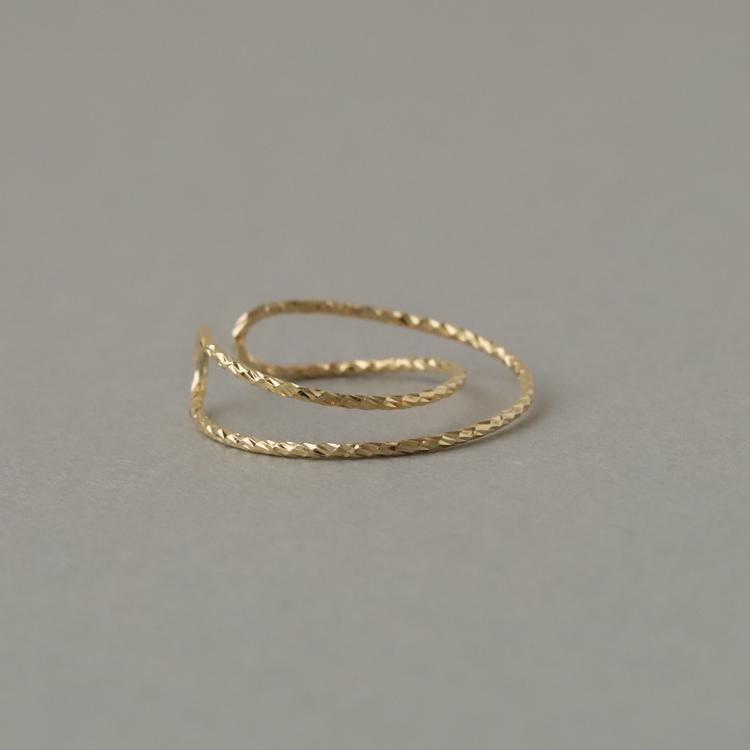 イヤーカフ 18金 イヤカフ k18 18k レディース ノンホール ピアス 2連 ダブル 重ね付け 18 金 ノンホールピアス シンプル ゴールド つけっぱなし 片耳 大ぶり | DEVAS | 04