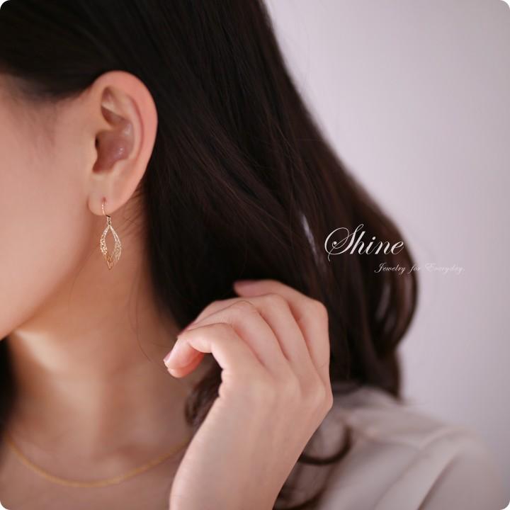 【土日限定2000円OFFクーポン有】 18金 ピアス k18 18金ピアス 18k 透かし模様 フックピアス k18ピアス レディース ピアス18金 18 金 18kピアス 両耳 | DEVAS | 07