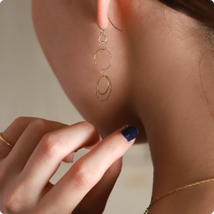 【土日限定1500円OFFクーポン有】 18金 ピアス k18 18金ピアス 18k フックピアス 揺れる リング k18ピアス レディース ピアス18金 18kピアス 両耳 | DEVAS | 09