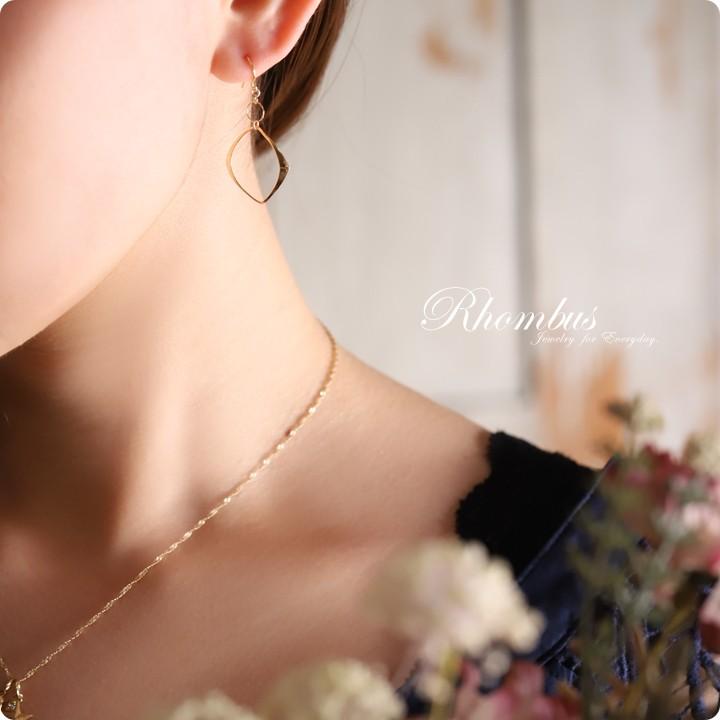 【土日限定2000円OFFクーポン有】 18金 ピアス k18 18金ピアス 18k 揺れる フック レディース ひし形 k18ピアス レディース ピアス18金 18kピアス 両耳 | DEVAS | 08