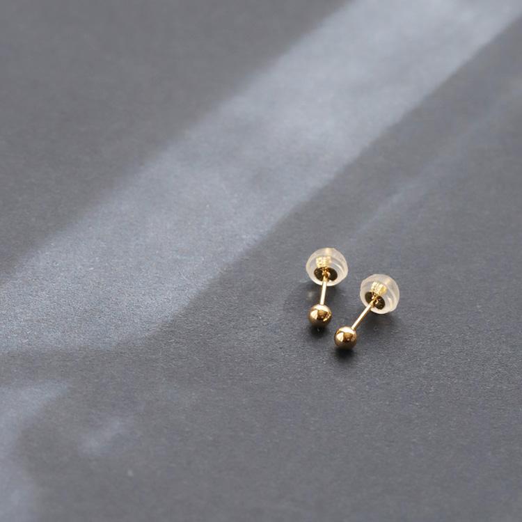 日曜200円OFFクーポン有▼ 18金 ピアス k18 18金ピアス 18k 丸玉 ボール 光沢 3mm シンプル k18ピアス レディース 地金 ゴールド 18kピアス 小さめ 両耳 セット | DEVAS | 01