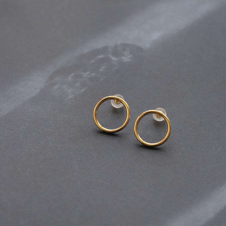 【土日限定2000円OFFクーポン有】 18金 ピアス k18 18金ピアス 18k サークル スタッド k18ピアス レディース ピアス18金 つけっぱなし 両耳 セット | DEVAS | 01