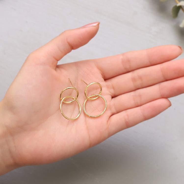 【土日限定4000円OFFクーポン有】  18金 ピアス k18 18金ピアス 18k 揺れる ダブル サークル k18ピアス レディース ピアス18金 つけっぱなし 両耳 セット | DEVAS | 10